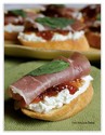 Crostini with Goat Cheese, Prosciutto & Fig Jam